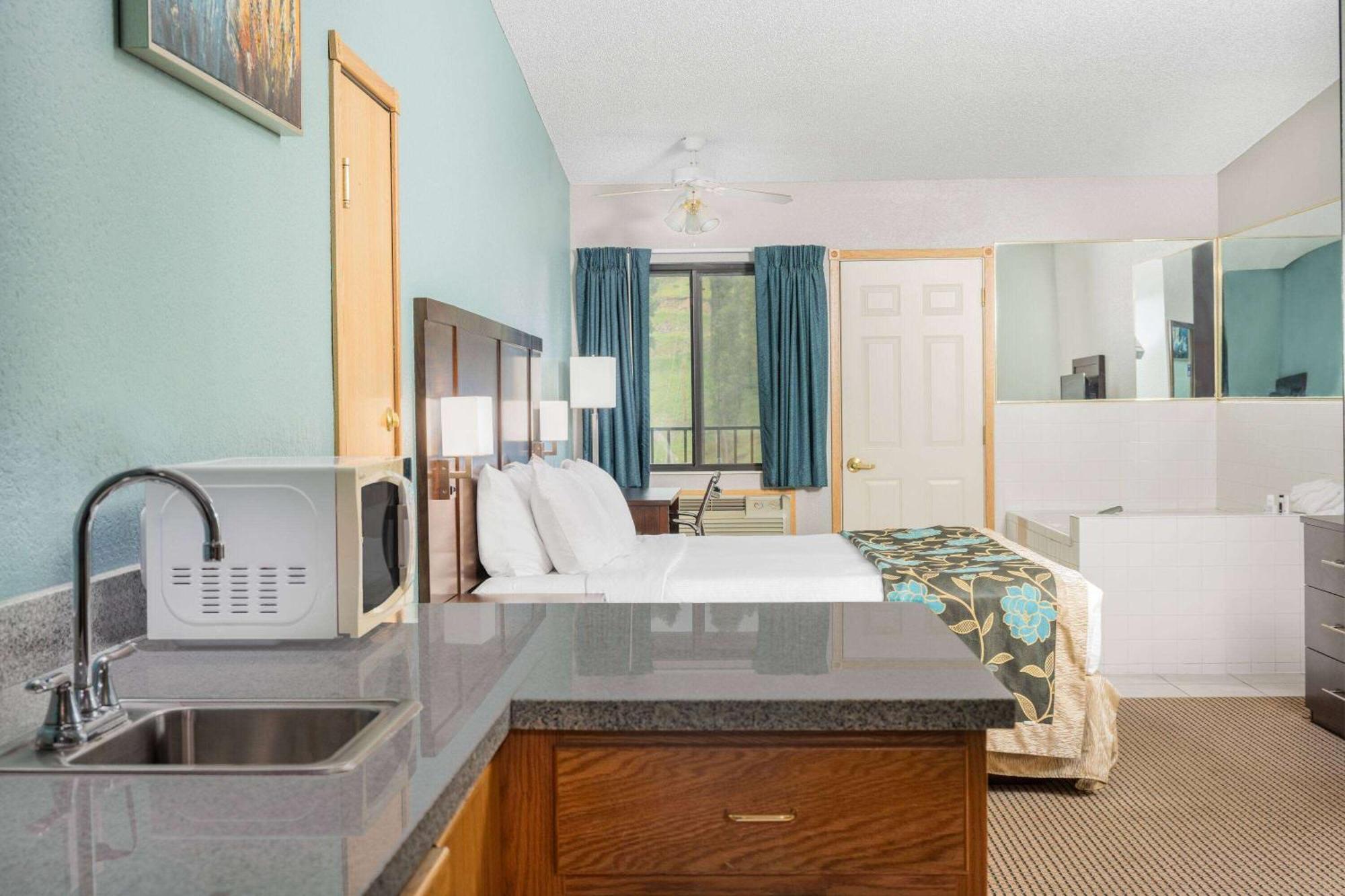 Baymont By Wyndham Keystone Near Mt. Rushmore Екстер'єр фото