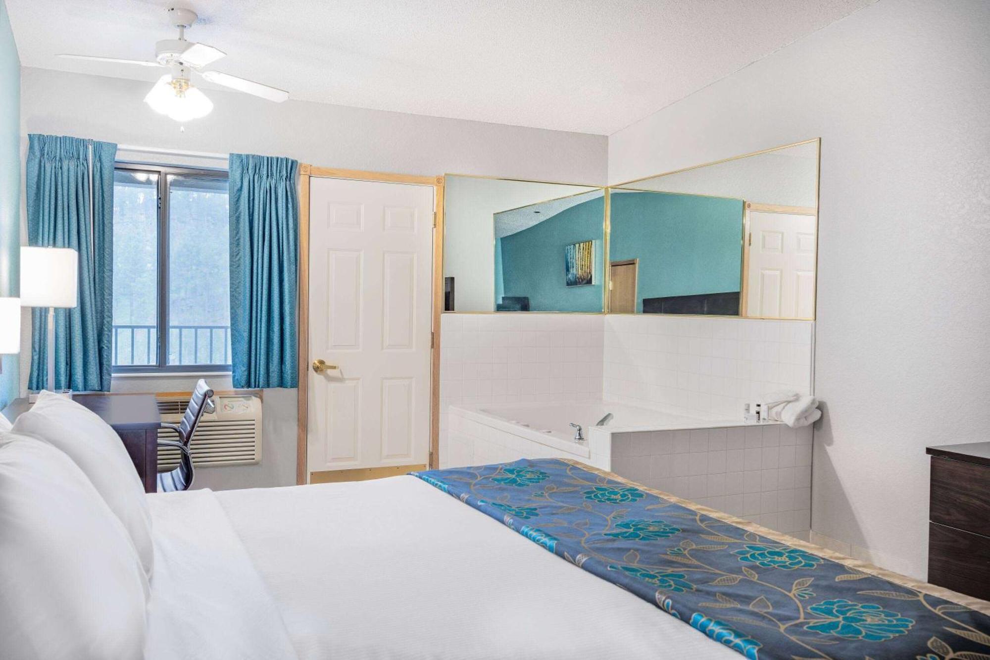 Baymont By Wyndham Keystone Near Mt. Rushmore Екстер'єр фото