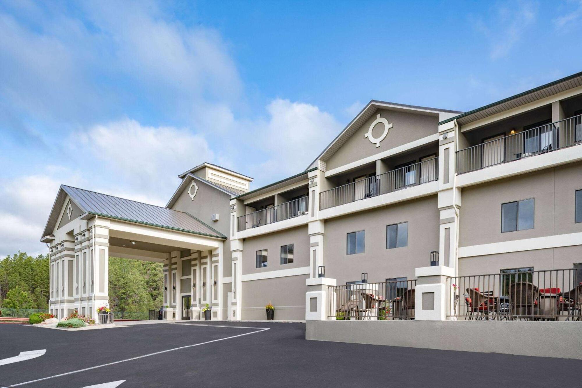 Baymont By Wyndham Keystone Near Mt. Rushmore Екстер'єр фото
